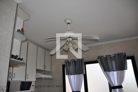 Apartamento à venda com 100m², 3 quartos e 2 vagas Apartamento à venda com 100m², 3 quartos e 2 vagasCozinha