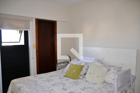 Apartamento à venda com 100m², 3 quartos e 2 vagas Apartamento à venda com 100m², 3 quartos e 2 vagasQuarto