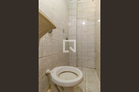 Banheiro de kitnet/studio para alugar com 1 quarto, 41m² em Vila Buarque, São Paulo