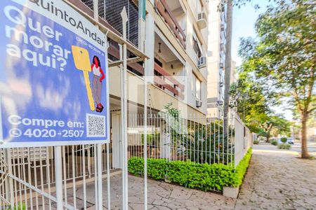 Apartamento à venda com 100m², 2 quartos e 1 vagaPlaquinha instalada