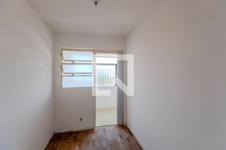 Apartamento à venda com 100m², 2 quartos e 1 vagaÁrea de Serviço