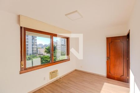 Quarto 1 de apartamento à venda com 2 quartos, 100m² em Rio Branco, Porto Alegre