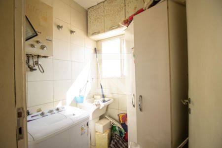 Apartamento para alugar com 204m², 4 quartos e 2 vagas Apartamento para alugar com 204m², 4 quartos e 2 vagasCozinha e Área de Serviço