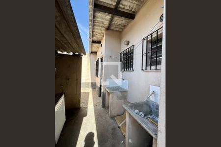 Casa para alugar com 35m², 1 quarto e 1 vagaÁrea de Serviço