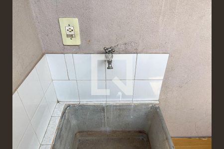 Casa para alugar com 35m², 1 quarto e 1 vagaÁrea de Serviço