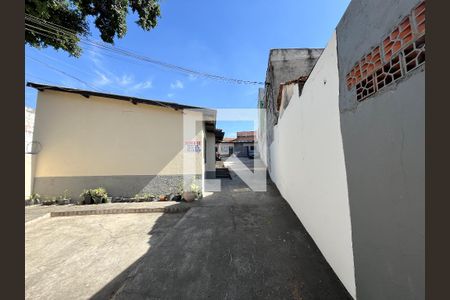 Casa para alugar com 35m², 1 quarto e 1 vagaÁrea externa