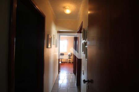 Corredor de apartamento à venda com 3 quartos, 75m² em Vila Sao Paulo, São Paulo