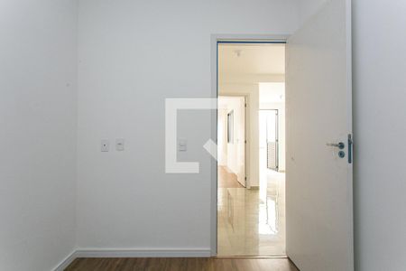 Quarto 2 de apartamento para alugar com 2 quartos, 38m² em Guaiaúna, São Paulo