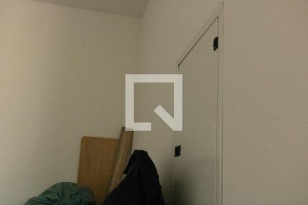 Apartamento à venda com 84m², 3 quartos e 2 vagas Apartamento à venda com 84m², 3 quartos e 2 vagasQuarto de Serviço