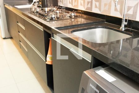 Apartamento à venda com 84m², 3 quartos e 2 vagas Apartamento à venda com 84m², 3 quartos e 2 vagasÁrea de Serviço