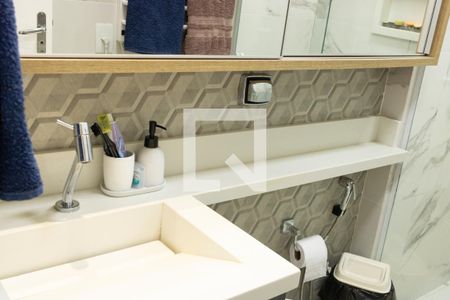 Apartamento à venda com 84m², 3 quartos e 2 vagas Apartamento à venda com 84m², 3 quartos e 2 vagasBanheiro da Suíte