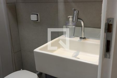 Apartamento à venda com 84m², 3 quartos e 2 vagas Apartamento à venda com 84m², 3 quartos e 2 vagasBanheiro Social