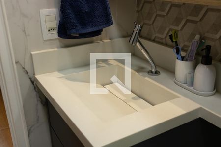 Apartamento à venda com 84m², 3 quartos e 2 vagas Apartamento à venda com 84m², 3 quartos e 2 vagasBanheiro da Suíte