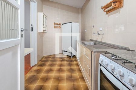 Cozinha de apartamento para alugar com 2 quartos, 70m² em Jardim Ana Maria, Guarujá