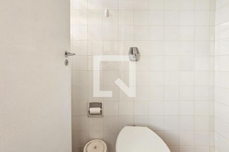 Área de serviço  de apartamento para alugar com 2 quartos, 70m² em Jardim Ana Maria, Guarujá