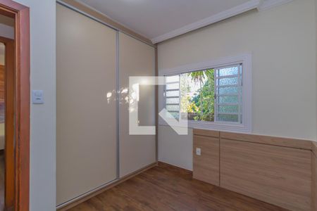 Casa à venda com 390m², 3 quartos e 2 vagasQuarto 2