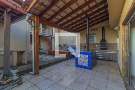 Casa à venda com 390m², 3 quartos e 2 vagasÁrea Externa