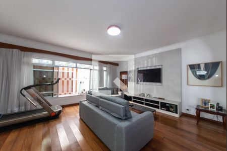 Sala de casa à venda com 5 quartos, 315m² em Bosque da Saúde, São Paulo