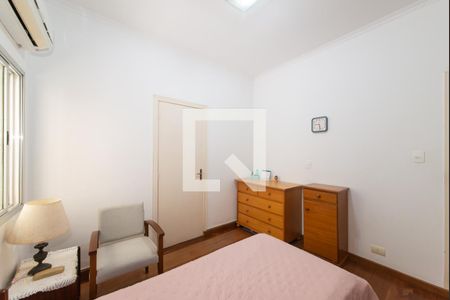 Casa à venda com 315m², 5 quartos e 3 vagasSuíte 1