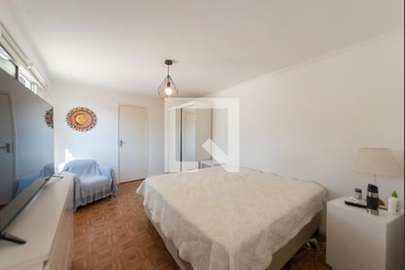Casa à venda com 315m², 5 quartos e 3 vagasQuarto de Hospedes - Suíte