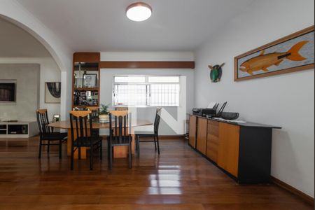 Casa à venda com 315m², 5 quartos e 3 vagasSala de Jantar