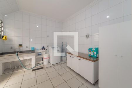 Casa à venda com 315m², 5 quartos e 3 vagasÁrea de Serviço