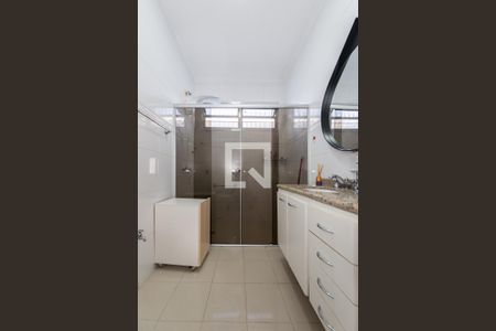 Casa à venda com 315m², 5 quartos e 3 vagasBanheiro Social