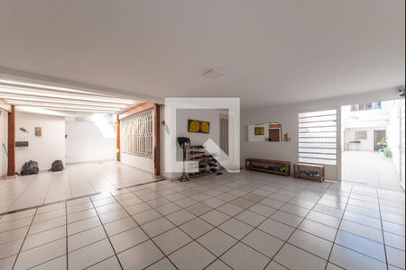 Casa à venda com 315m², 5 quartos e 3 vagasGaragem