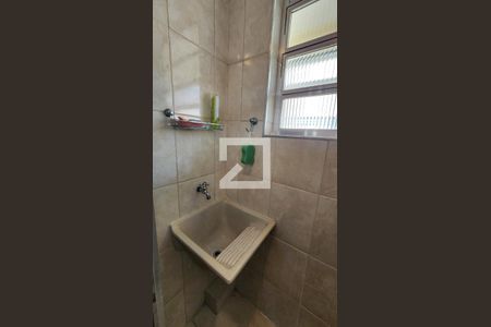 Apartamento para alugar com 37m², 1 quarto e 1 vagaDetalhe do banheiro