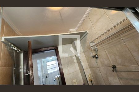 Apartamento para alugar com 37m², 1 quarto e 1 vagaDetalhe do banheiro