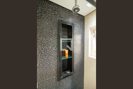 Casa à venda com 250m², 3 quartos e 4 vagasDetalhe Banheiro da Suíte 2