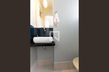 Apartamento para alugar com 80m², 2 quartos e 1 vagaLavabo