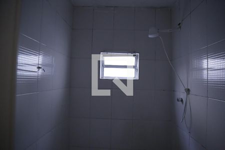 Banheiro de casa para alugar com 2 quartos, 60m² em Parque São Luís, São Paulo