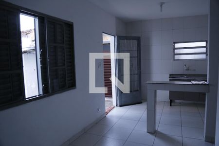 Sala de casa para alugar com 2 quartos, 60m² em Parque São Luís, São Paulo