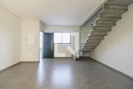 Sala de casa de condomínio para alugar com 3 quartos, 110m² em Chácara Primavera, Campinas