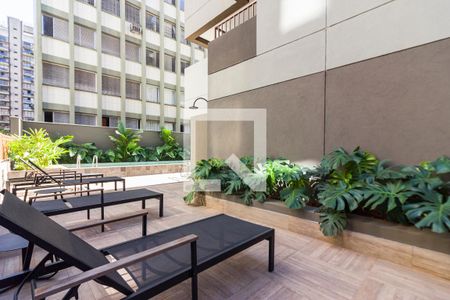 Studio à venda com 25m², 1 quarto e sem vagaÁrea comum - Piscina