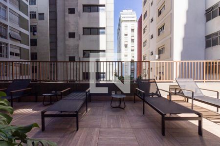 Studio à venda com 25m², 1 quarto e sem vagaÁrea comum - Piscina
