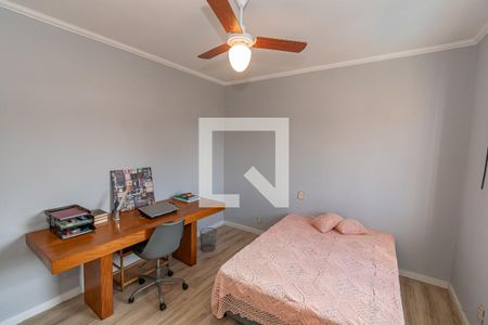 Casa à venda com 241m², 5 quartos e 4 vagas Casa à venda com 241m², 5 quartos e 4 vagasQuarto 1