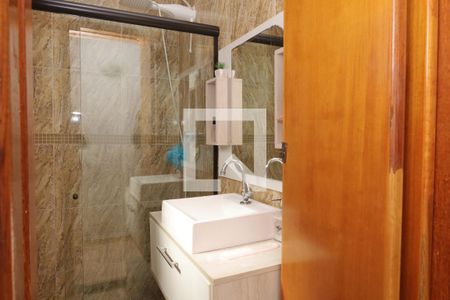 Casa à venda com 158m², 3 quartos e 4 vagasBanheiro - Quarto 2