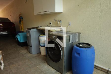 Casa à venda com 158m², 3 quartos e 4 vagasÁrea de serviço