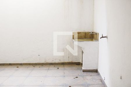Casa para alugar com 132m², 2 quartos e 1 vaga Casa para alugar com 132m², 2 quartos e 1 vagaÁrea de Serviço
