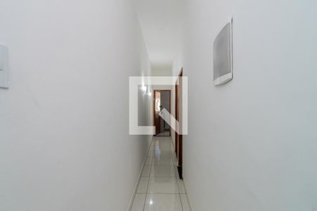 Corredor de apartamento para alugar com 2 quartos, 75m² em Olaria, Rio de Janeiro
