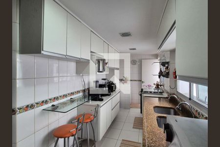 Apartamento à venda com 329m², 4 quartos e 2 vagasCozinha