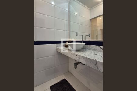 Apartamento à venda com 329m², 4 quartos e 2 vagasBanheiro 2