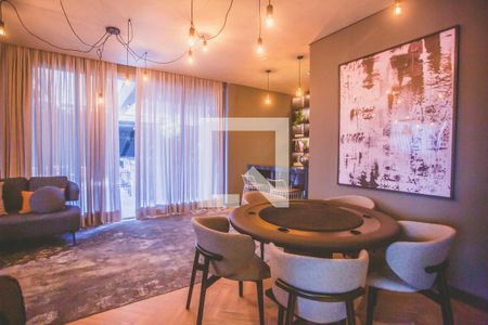 Apartamento à venda com 158m², 3 quartos e 2 vagas Apartamento à venda com 158m², 3 quartos e 2 vagasÁrea comum - Salão de Jogos