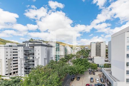 Apartamento para alugar com 163m², 3 quartos e 2 vagas Apartamento para alugar com 163m², 3 quartos e 2 vagasVista