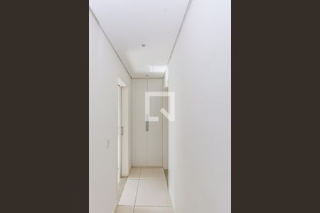 Apartamento para alugar com 163m², 3 quartos e 2 vagas Apartamento para alugar com 163m², 3 quartos e 2 vagasCorredor