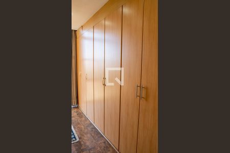 Apartamento à venda com 425m², 4 quartos e 1 vagaCloset