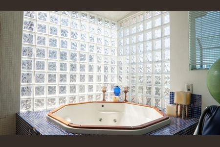 Apartamento à venda com 425m², 4 quartos e 1 vagaJacuzzi