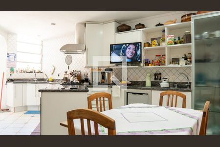 Apartamento à venda com 425m², 4 quartos e 1 vagaCozinha